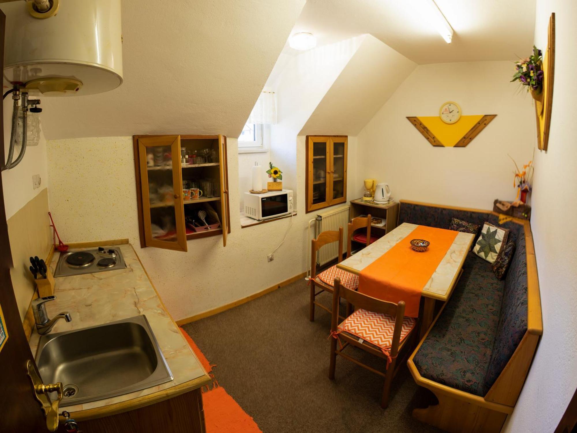Apartments And Rooms Razen Bohinj Extérieur photo