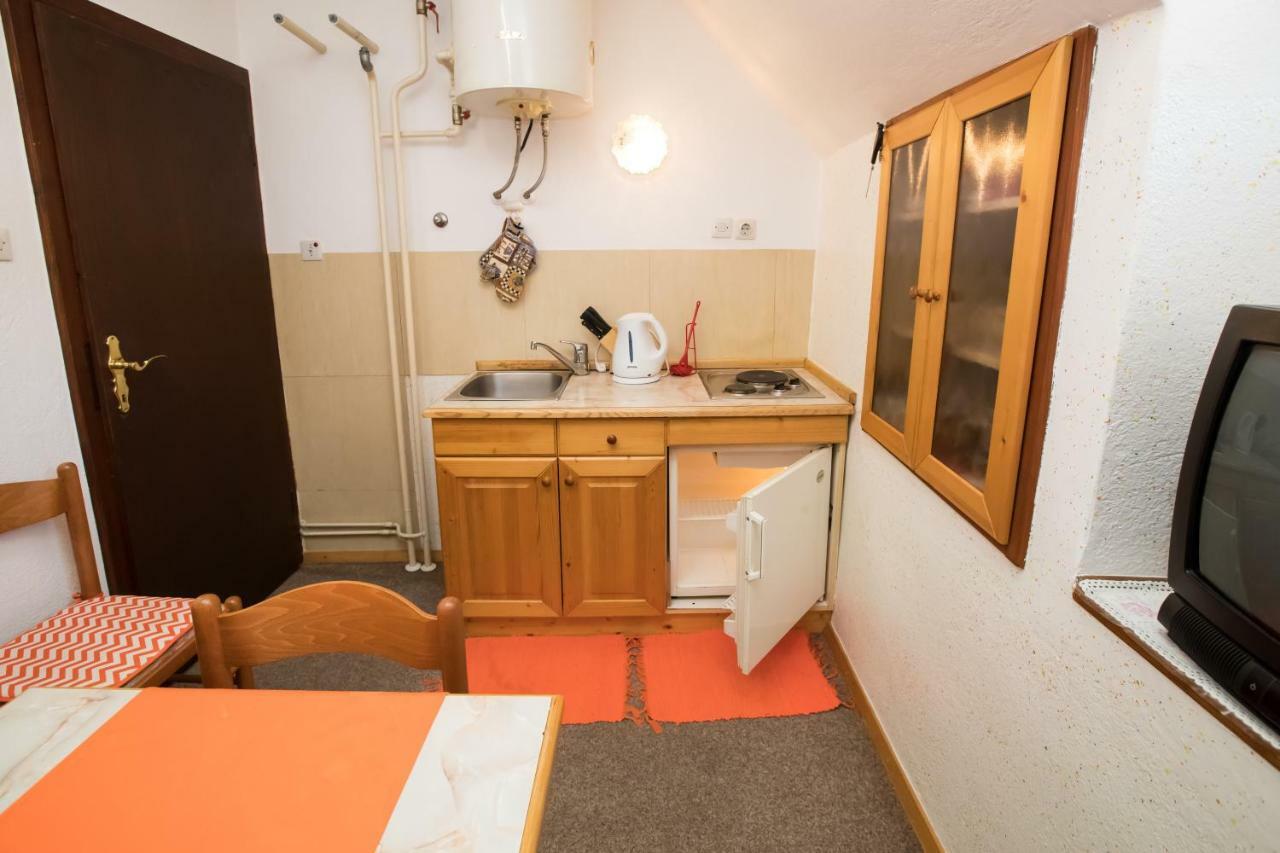 Apartments And Rooms Razen Bohinj Extérieur photo