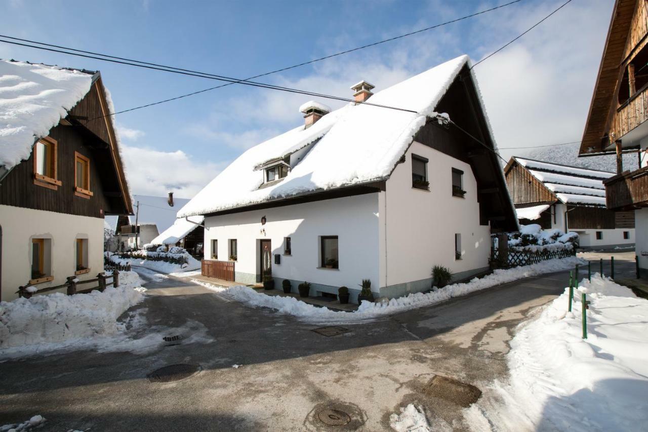 Apartments And Rooms Razen Bohinj Extérieur photo